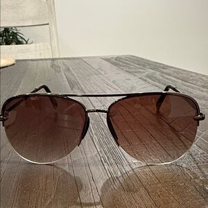 Women’s Foster Grant Brown Aviator Style Metal Sunglasses Bronze Lenses Tint